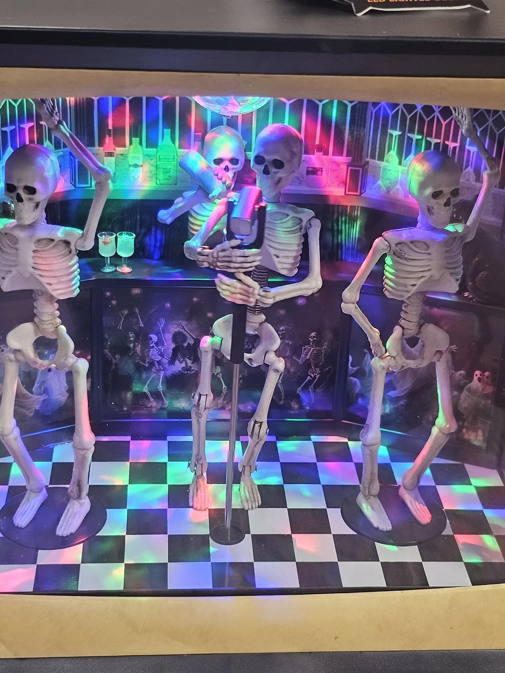 TIKTOK VIRAL HALLOWEEN Fenguto Animated Musical Skeleton Disco Club TV NEW
